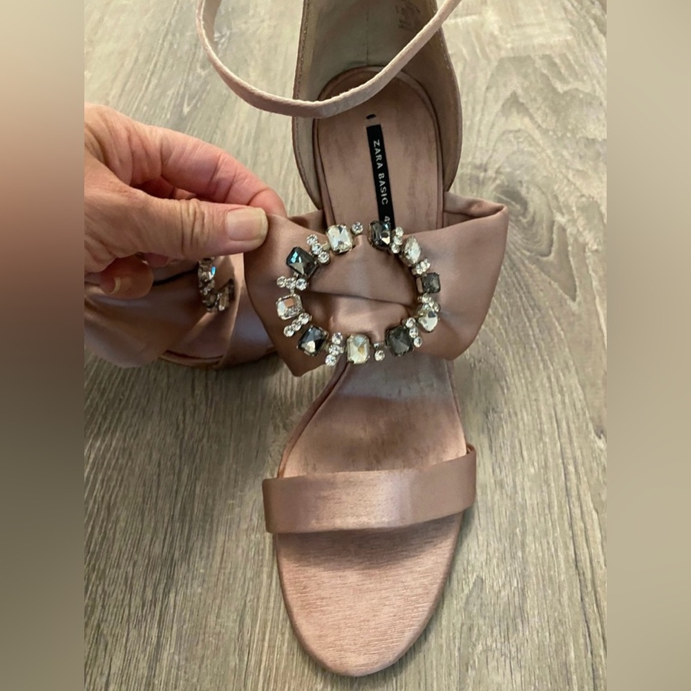 Zara Chunky Crystal Embellished Satin Heels Sandals Size 41 - Picture 7 of 14